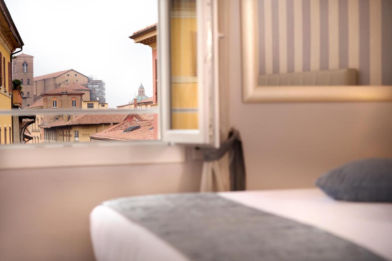 D'Azeglio 62 Luxury Rooms 볼로냐 외부 사진