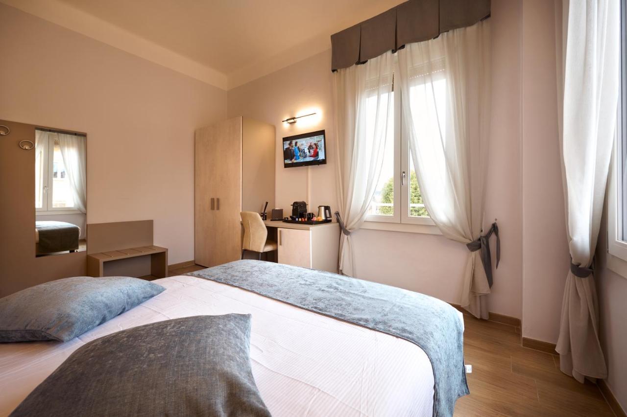 D'Azeglio 62 Luxury Rooms 볼로냐 외부 사진