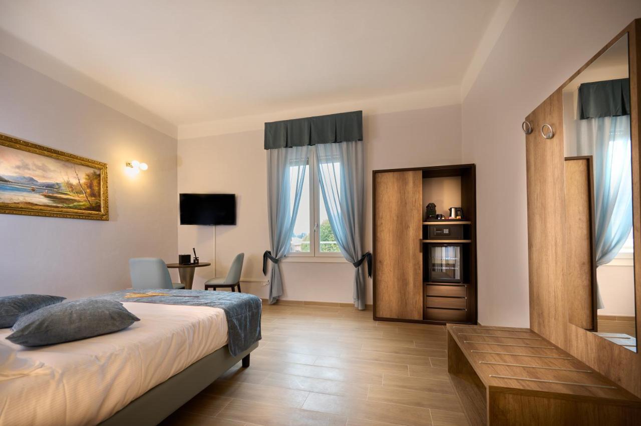 D'Azeglio 62 Luxury Rooms 볼로냐 외부 사진