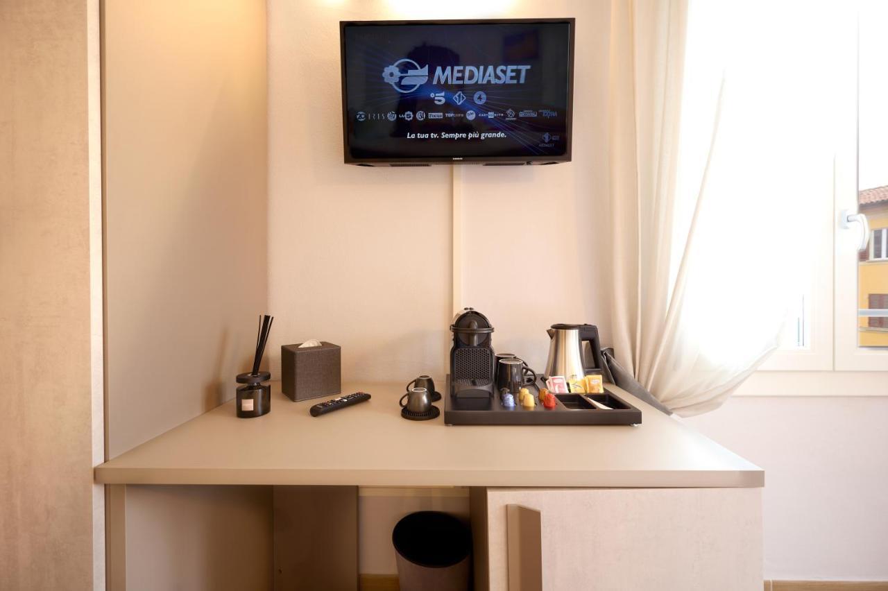 D'Azeglio 62 Luxury Rooms 볼로냐 외부 사진