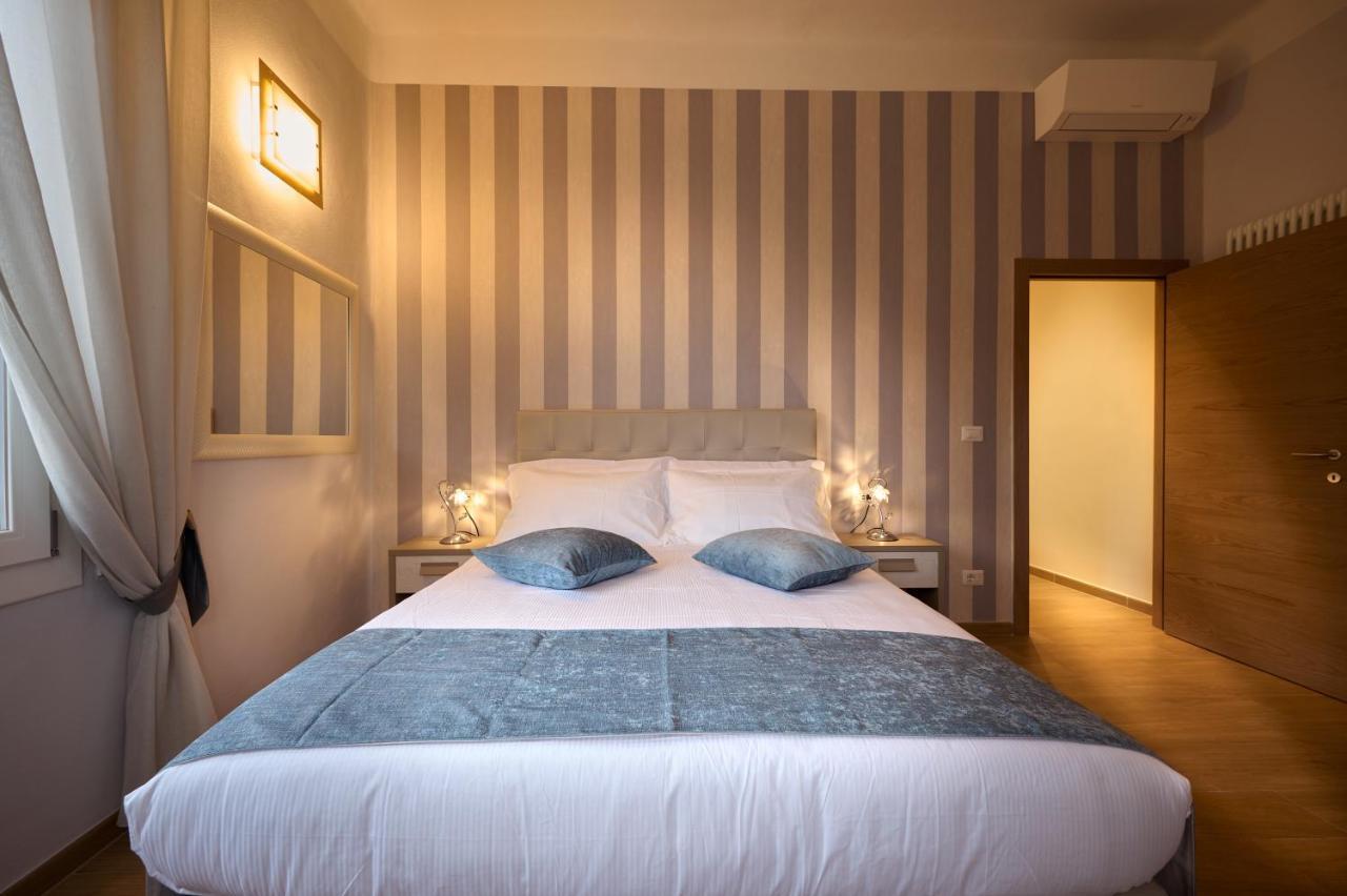 D'Azeglio 62 Luxury Rooms 볼로냐 외부 사진