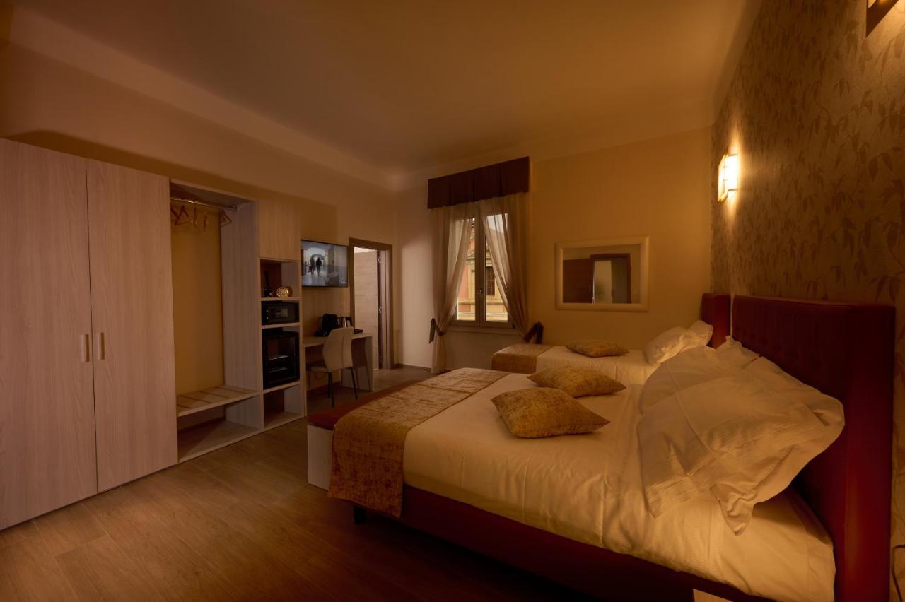 D'Azeglio 62 Luxury Rooms 볼로냐 외부 사진