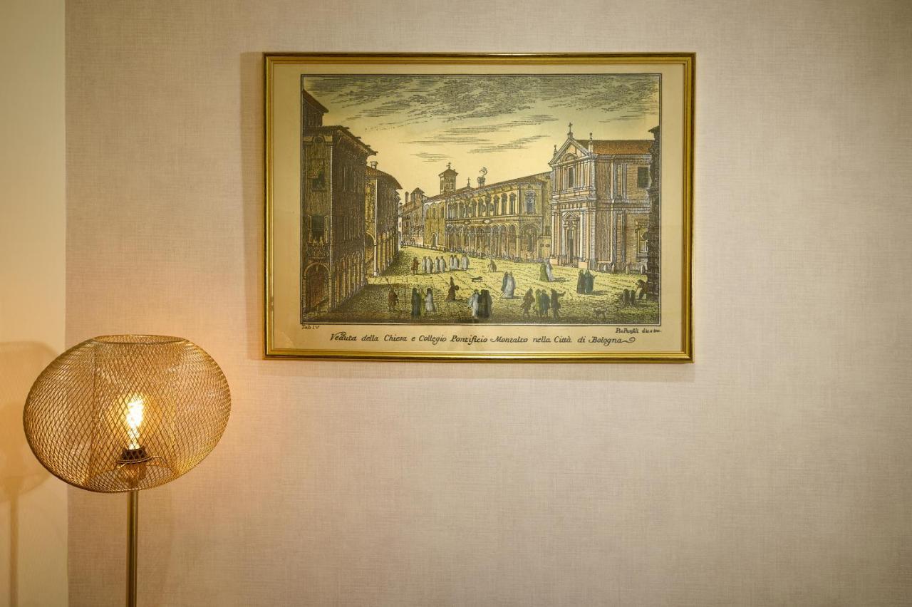 D'Azeglio 62 Luxury Rooms 볼로냐 외부 사진